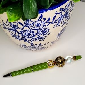 CHARTREUSE Beaded Pen